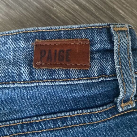 PAIGE Daryn Distressed Denim Shorts sz 28 Spring Break Vacation Beach Coastal - Picture 9 of 15